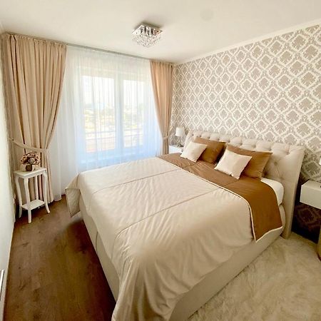 Die Oase - Luxurious Apartment Near The City Center With Free Parking Bratislava Exterior foto