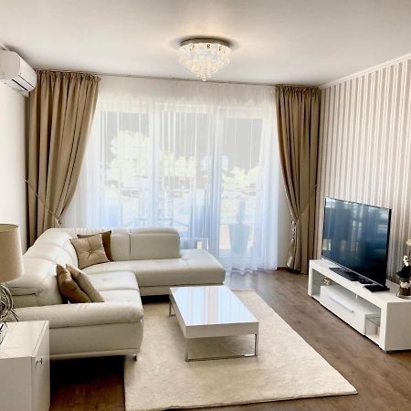 Die Oase - Luxurious Apartment Near The City Center With Free Parking Bratislava Exterior foto